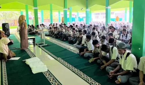 Pengajian di Hari Minggu 